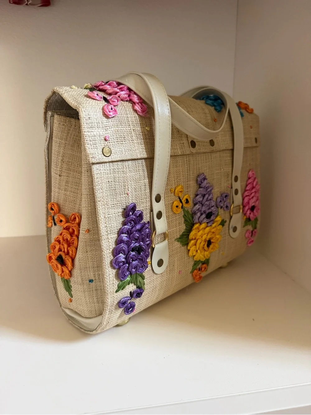 Vintage Embroidered Raffia Floral Handbag – Beautiful Condition